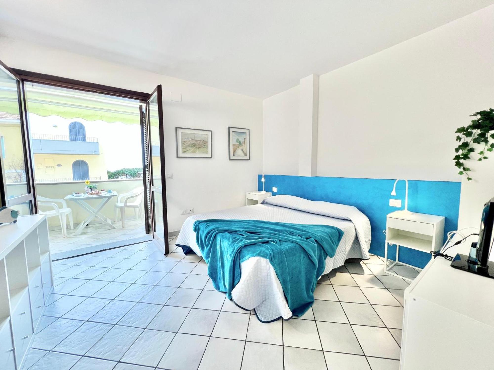 Appartamento ROSINA 100 metri dal mare, clima e balcone Castiglione della Pescaia Esterno foto